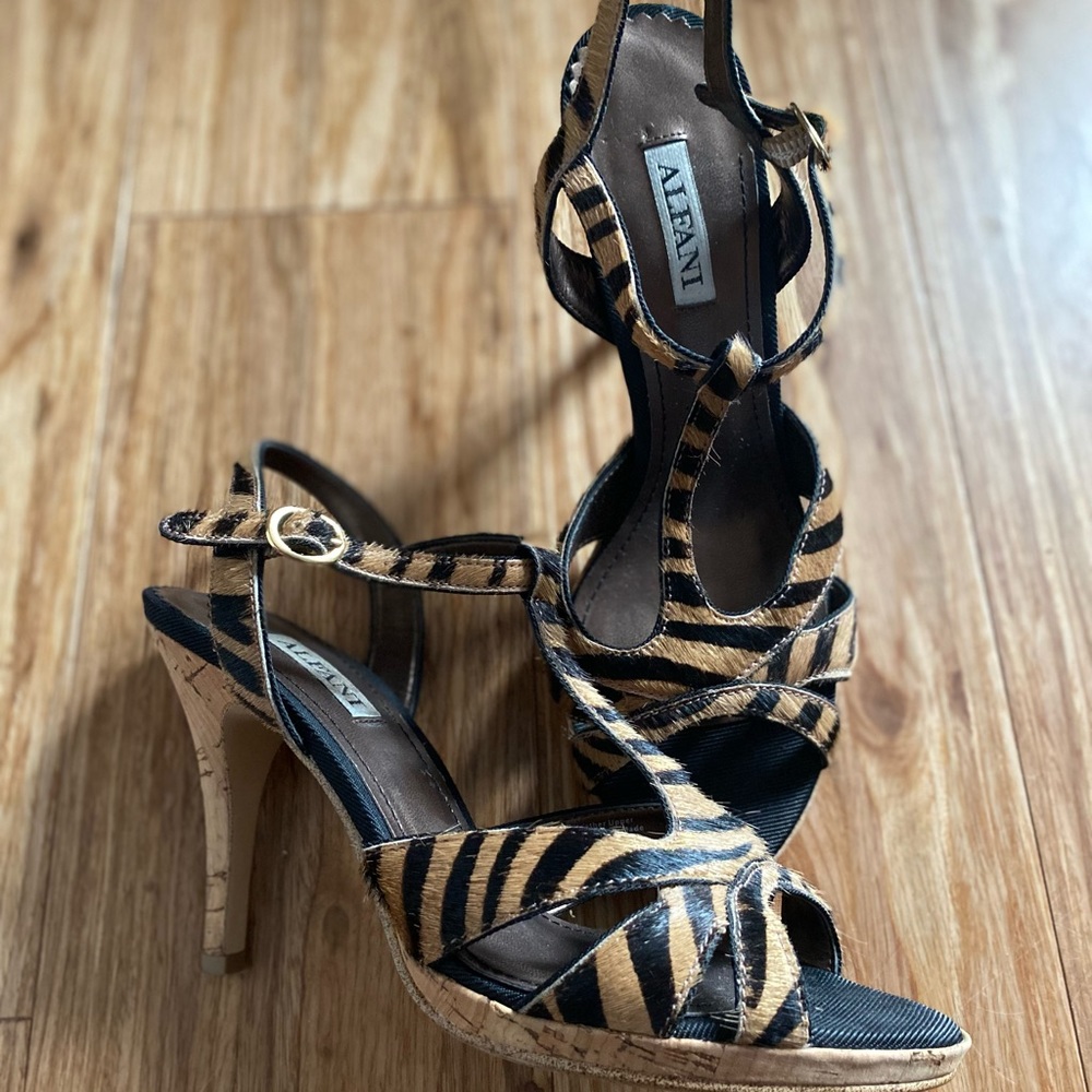 Alfani Animal Print Mohair T-Strap Sandal with 3.5 inch Heel in Size 6.